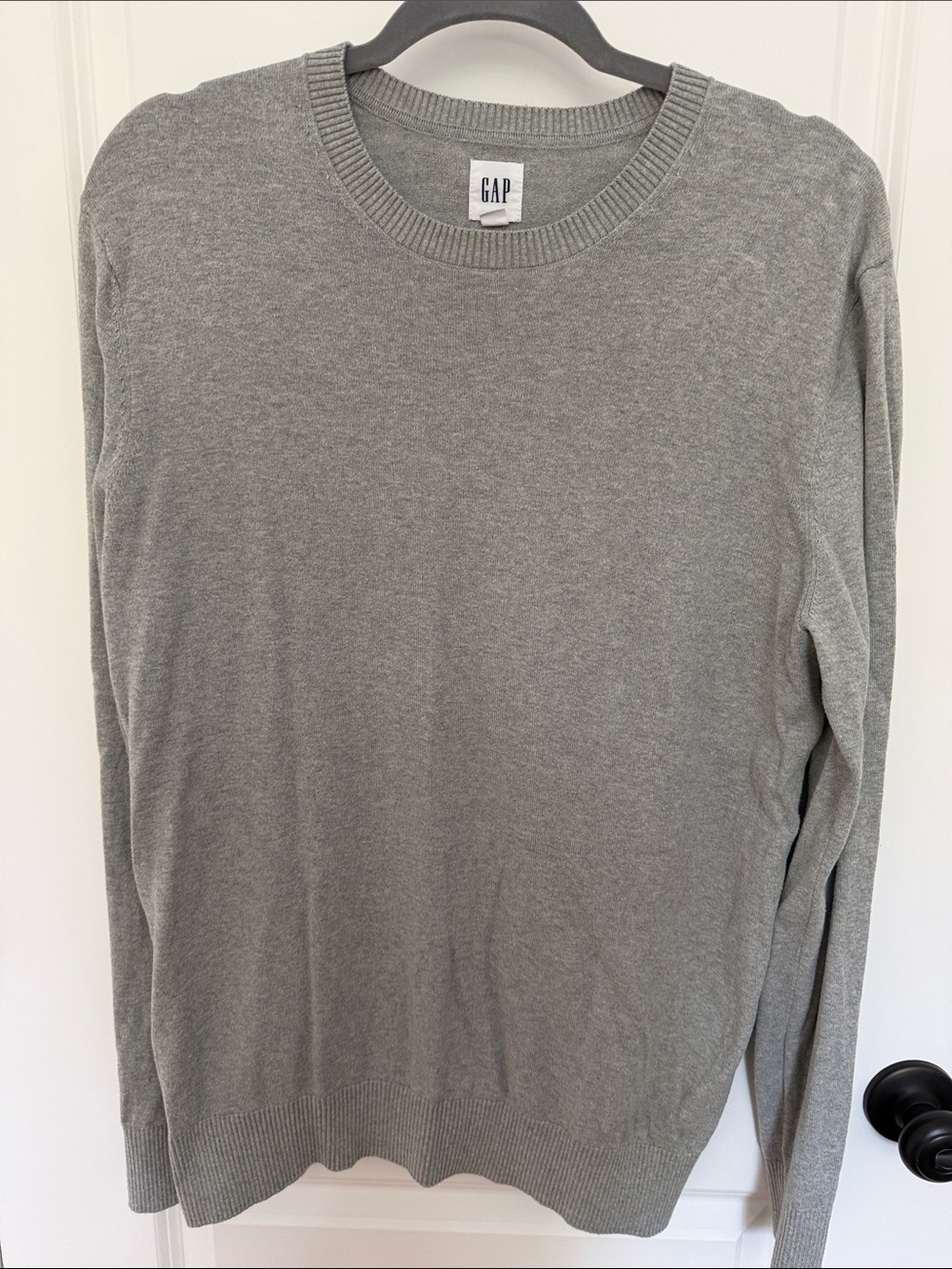 GAP Men's Crewneck Sweater in Heather Gray